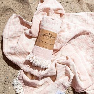*Tofino Towel x Jillian ❤️ Harris - Summer 2020☀️ Jilly ❤️ Box Beachcomber Towel